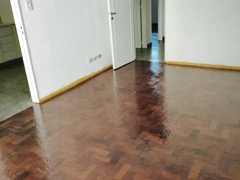 Mendoza 1100, Piso 05
