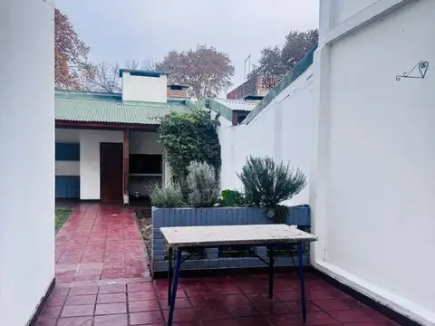 Casa en Alquiler en Parque, $ 850.000