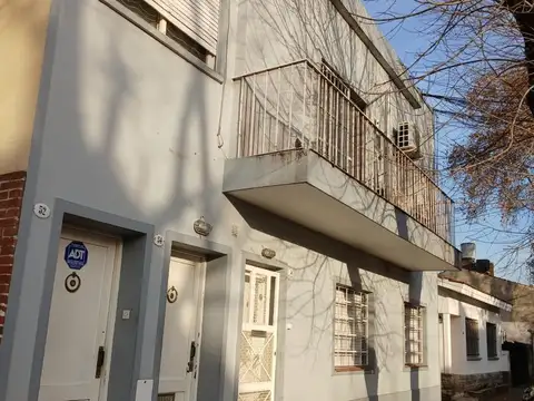 PH 3 AMBIENTRES , BANFIELD A METROS DE AV ALSINA