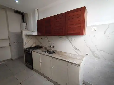 Calle Irigoyen 600