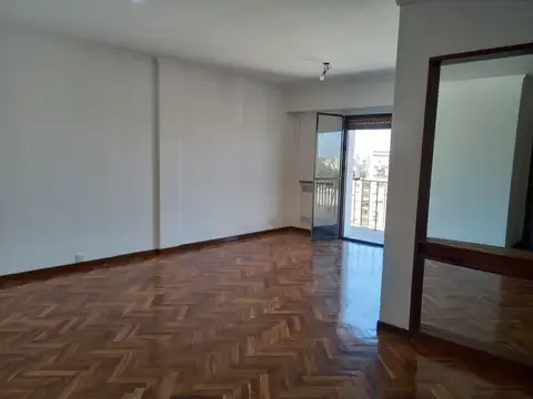 Departamento en Alquiler en Flores, $ 760.000