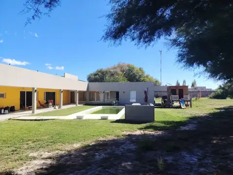 CASA EN VENTA, RIO NEGRO