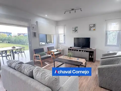Casa en Venta al Oeste