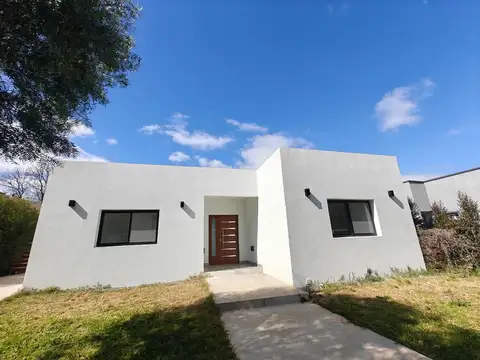 Casa en venta en San ramon Pilar del Este