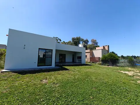 Casa en venta en San ramon Pilar del Este