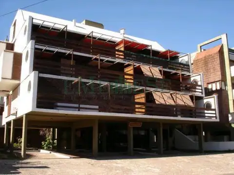Departamento en Pinamar - Burriquetas entre De Las Artes y Tobias