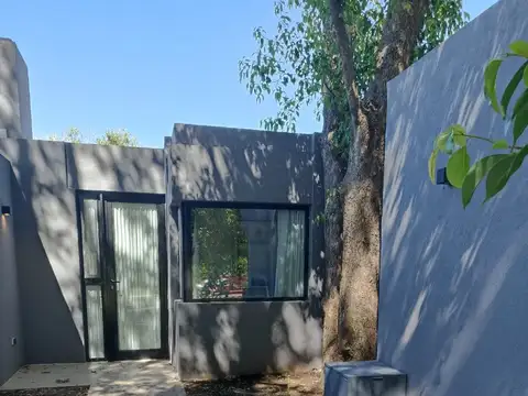 Depto Tipo Casa en Alquiler Temporal de 3 ambientes