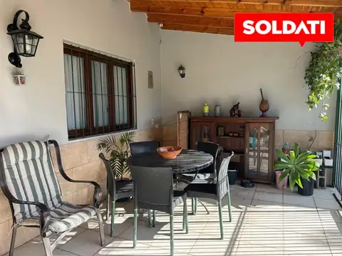 Casa en Venta con 1 cochera