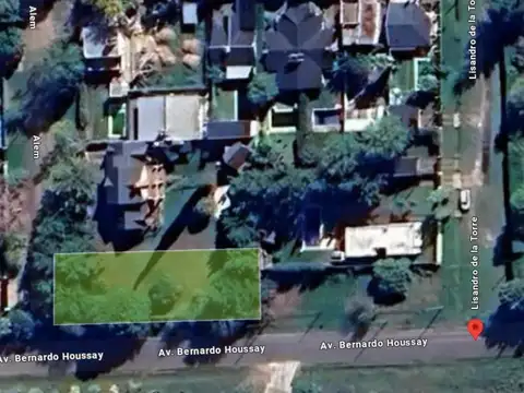 VENTA: Lote de 980 m2 para desarrollo comercial, frente a 8 Sauces, Funes.