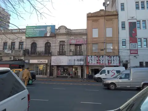 Local Alquiler sobre Avda. Mitre 