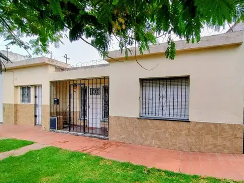 VENTA CASA 3 AMB + DEPTO 2 AMB B.Florencio Sanchez