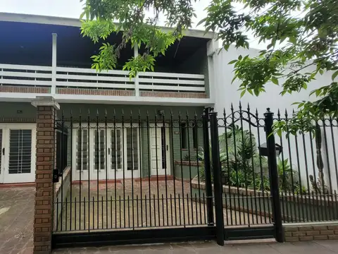 Chalet 2 Plantas PH en VENTA
