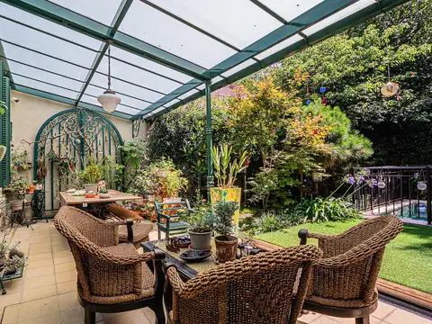 Casa en Venta con 1 cochera