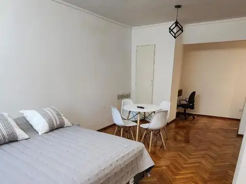 Avenida San Martín 900, Piso 2°