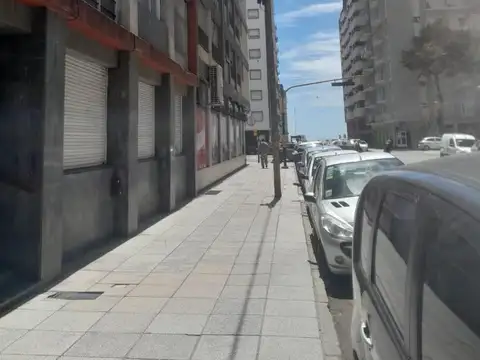 Las Heras 2237 , Piso 10