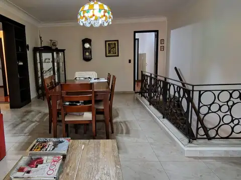 Depto Tipo Casa en Venta de 4 ambientes