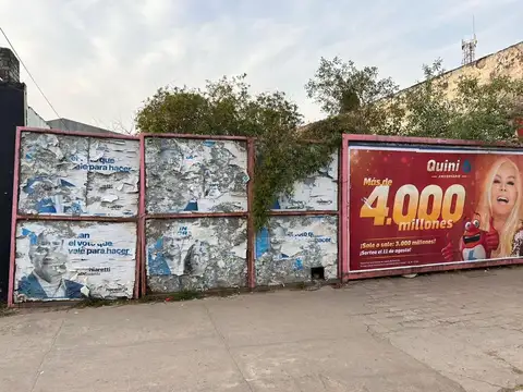 Avenida Vélez Sársfield 500