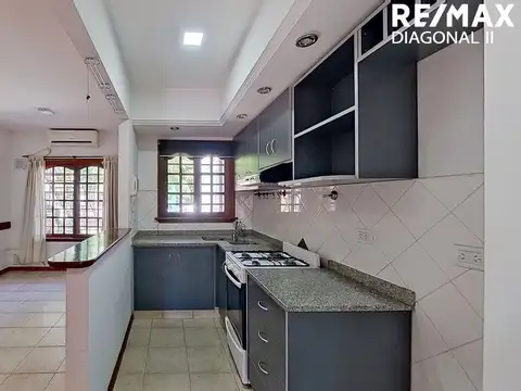 Casa 3 ambientes con 1 baño