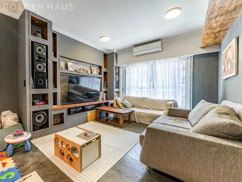 Alquiler Casa 7 Ambientes Liniers con Dos Cocheras, Patio, Quincho y Terraza