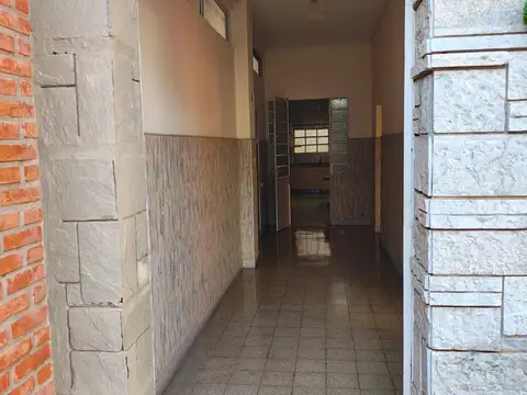Casa en Alquiler en Tiro Suizo, $ 800.000
