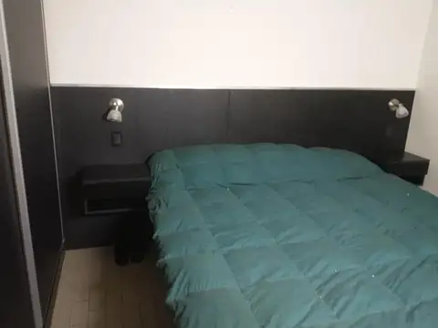 Depto Tipo Casa en Venta 80 años