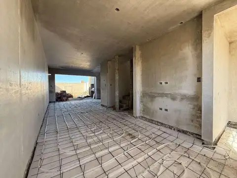 Casa 6 ambientes con 1 baño