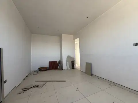 Casa 6 ambientes con 1 baño
