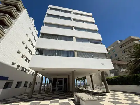 Av Gorlero