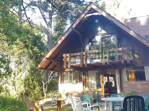 Casa 4 ambientes con 3 baños