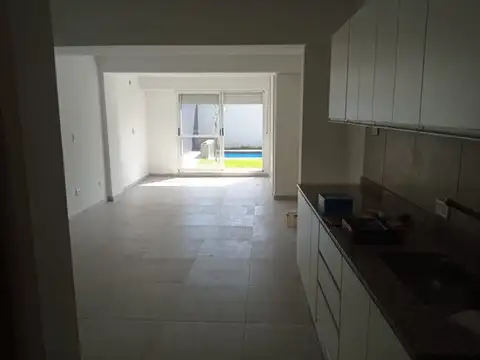 COLOMBRES 796 , Piso 0