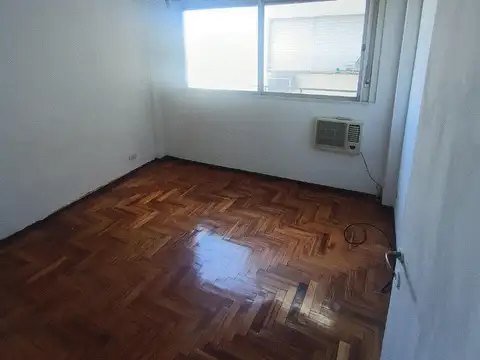 Departamento en Alquiler en Flores Sur, $ 600.000