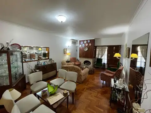 Casa en Venta en Quilmes Oeste, USD 140.000
