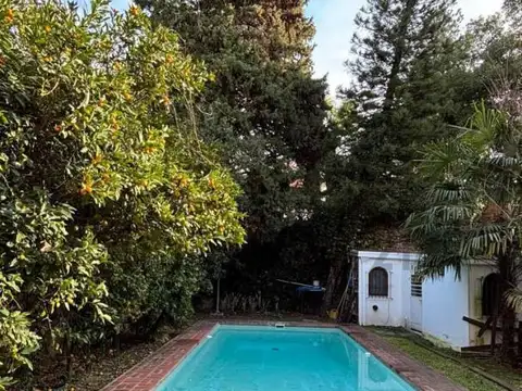 Casa en Venta en Vicente López Vías / Maipú, USD 890.000