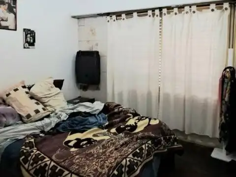 Venta casa, galpón y depto