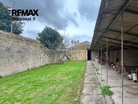 CASA A REFACCIONAR EN VENTA EN VILLA ELISA