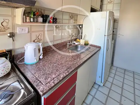 Presidente José Evaristo Uriburu 1600, Piso 8