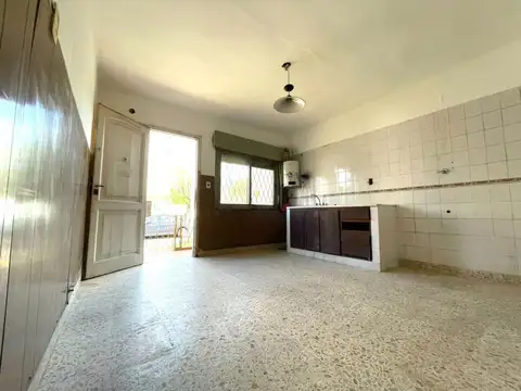 Depto Tipo Casa en Venta de 5 ambientes