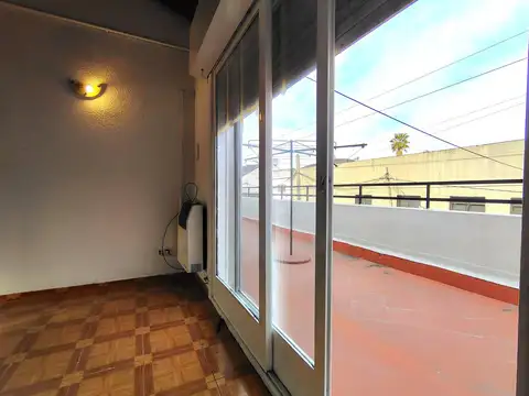 Depto Tipo Casa en Alquiler 45 años