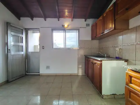Depto Tipo Casa en Alquiler de 2 dormitorios