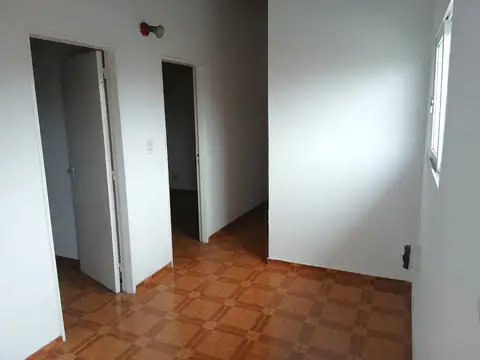 Depto Tipo Casa en Alquiler de 3 ambientes