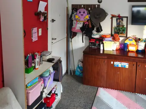 Leandro Niceforo Alem 6800, Piso 2