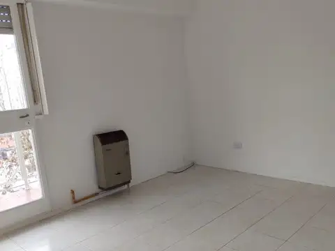 Departamento 2 ambientes - muy luminoso - excelente ubicacion