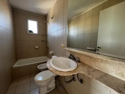 Departamento en Alquiler en Mataderos, $ 700.000