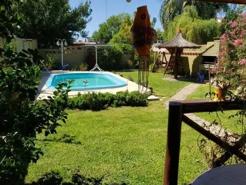 CASA DE ESTILO EN ZONA CENTRO DE V.G.G