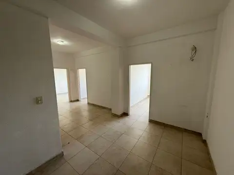 Domingo Faustino Sarmiento 1100, Piso 2