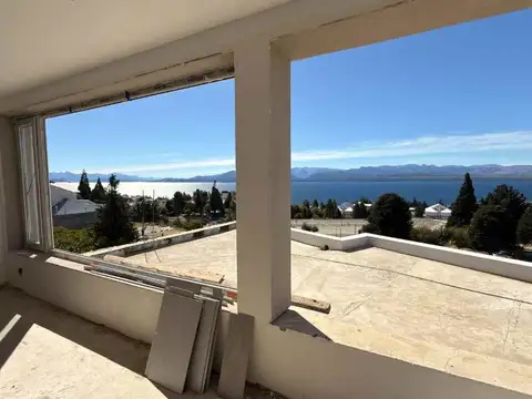 Departamento 4 ambientes con 3 baños