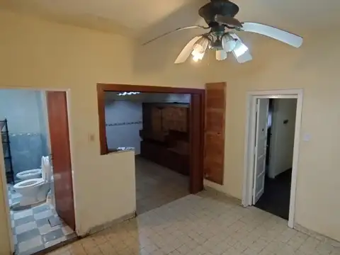 Casa 3 ambientes con 1 baño