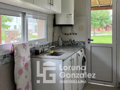 Casa en Alquiler en El Canton, USD 1.400