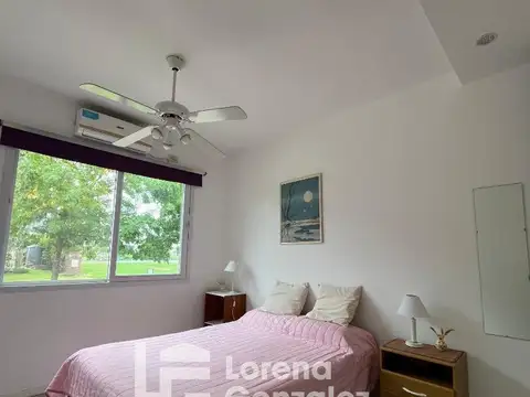 Av De Los Lagos