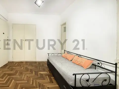 Falucho 1600, Piso 5